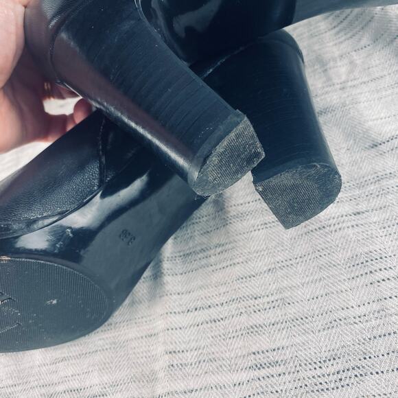 Lauren Ralph Lauren Marcy Black Leather Heeled Ankle‎ Boots Size 8.5B - Picture 9 of 10